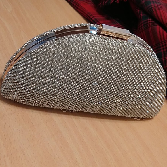 Purse - Picture 4 of 4